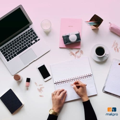 Marketing por e-mail para blogueiros: O guia completo para ter sucesso. Resposta: Marketing por e-mail para blogueiros: O guia completo para ter sucesso.